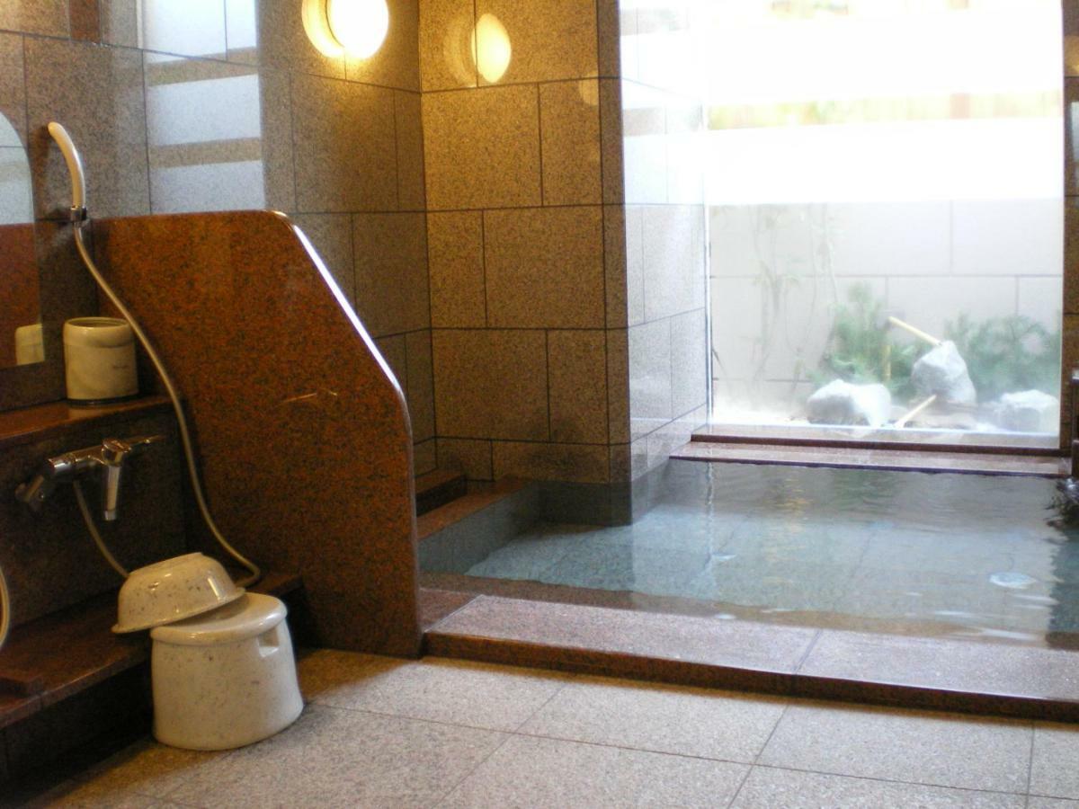 Hotel Route-Inn Tomakomai Ekimae Exterior photo