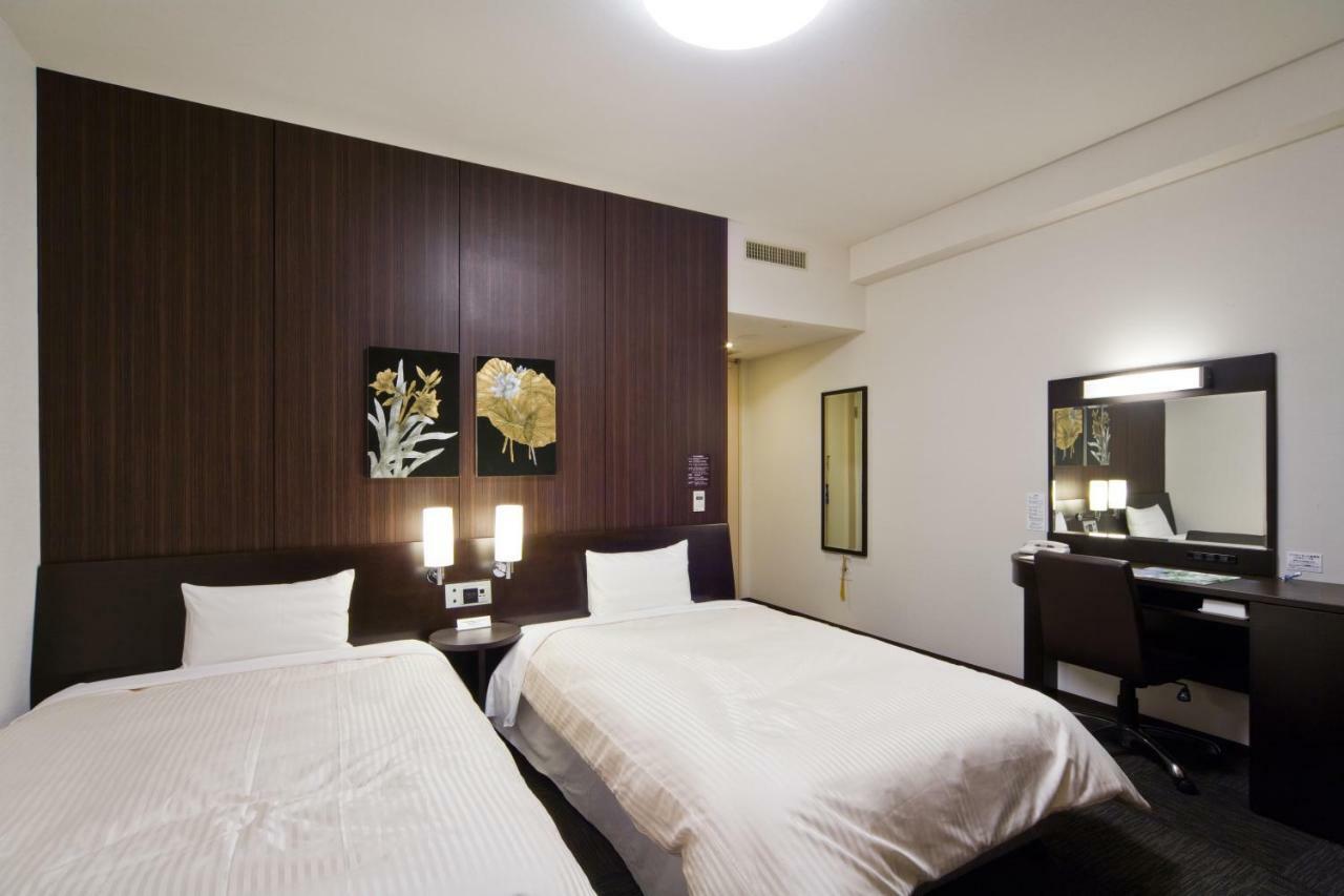 Hotel Route-Inn Tomakomai Ekimae Exterior photo
